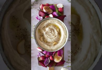 Roasted garlic and cannellini bean dip #veganrecipes